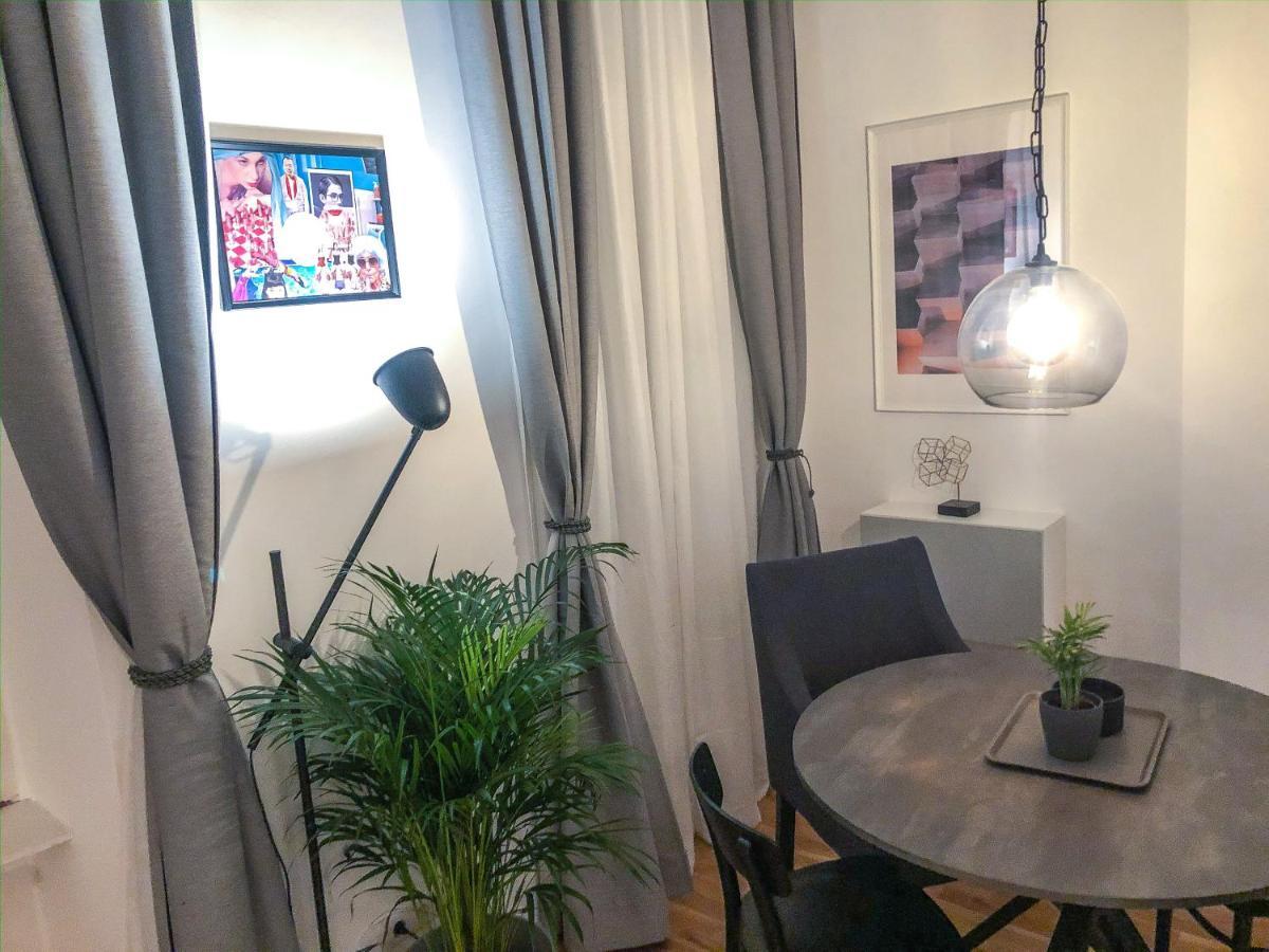 Boutique Apartment Kingfisher - Viennas Trendiest Neighbourhood المظهر الخارجي الصورة