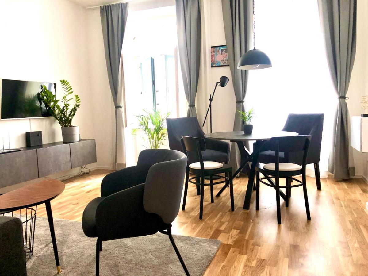 Boutique Apartment Kingfisher - Viennas Trendiest Neighbourhood المظهر الخارجي الصورة